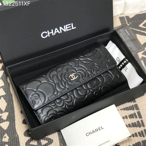 chanel flower wallet